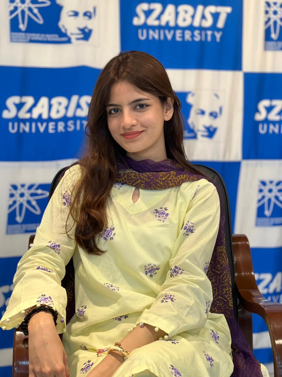 Koonj Mahnoor